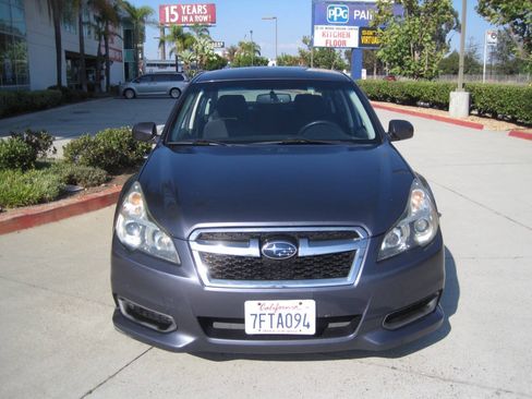 Used 2014 Subaru Legacy 2.5i Premium AWD/4WD image 5