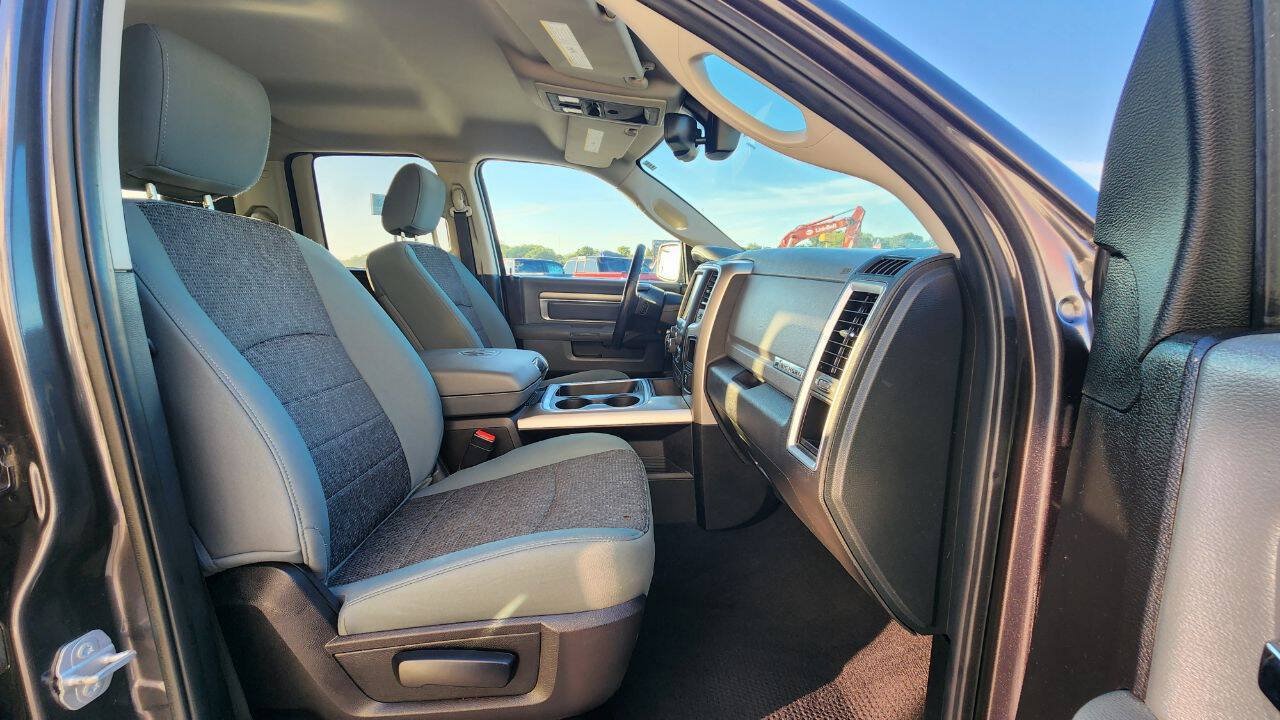 Used 2016 RAM 1500 Big Horn AWD/4WD image 18