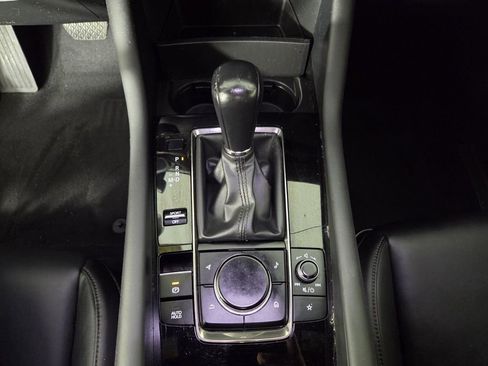 Used 2019 MAZDA MAZDA3 Base image 21