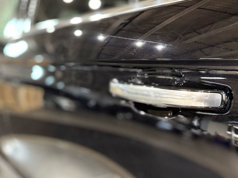 Used 2019 Ford Expedition Platinum image 18