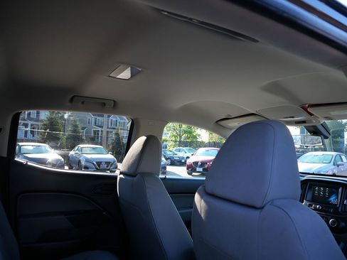 Used 2018 Chevrolet Colorado W/T w/ WT Convenience Package image 24