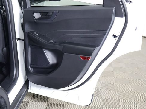 Used 2023 Ford Escape Active image 26