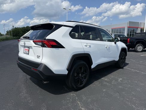 Certified 2024 Toyota RAV4 XLE AWD/4WD image 8