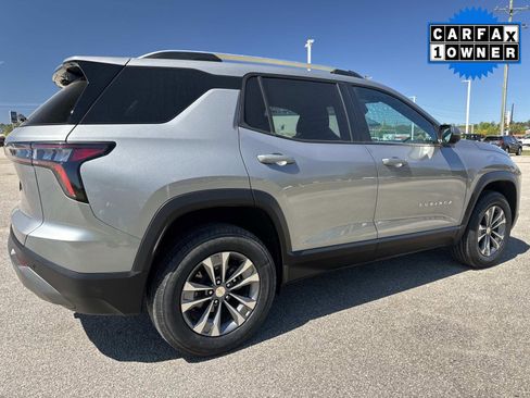 Used 2025 Chevrolet Equinox LT w/ Convenience Package II image 4