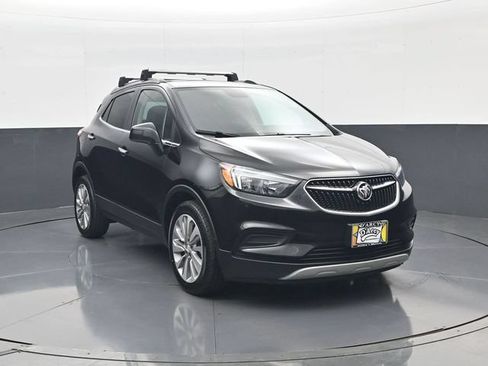 Used 2020 Buick Encore Preferred w/ Safety Package FWD image 3