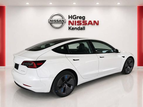 Used 2023 Tesla Model 3 Long Range AWD/4WD image 4
