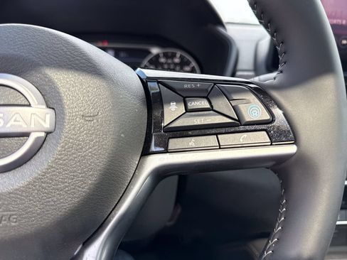 Certified 2025 Nissan Altima 2.5 SV w/ SV Premium Package FWD image 24