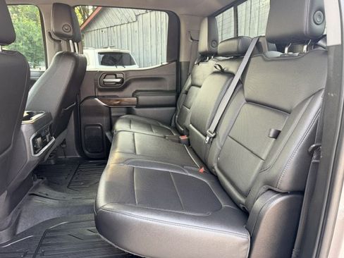 Used 2019 GMC Sierra 1500 SLT w/ SLT Premium Plus Package AWD/4WD image 17