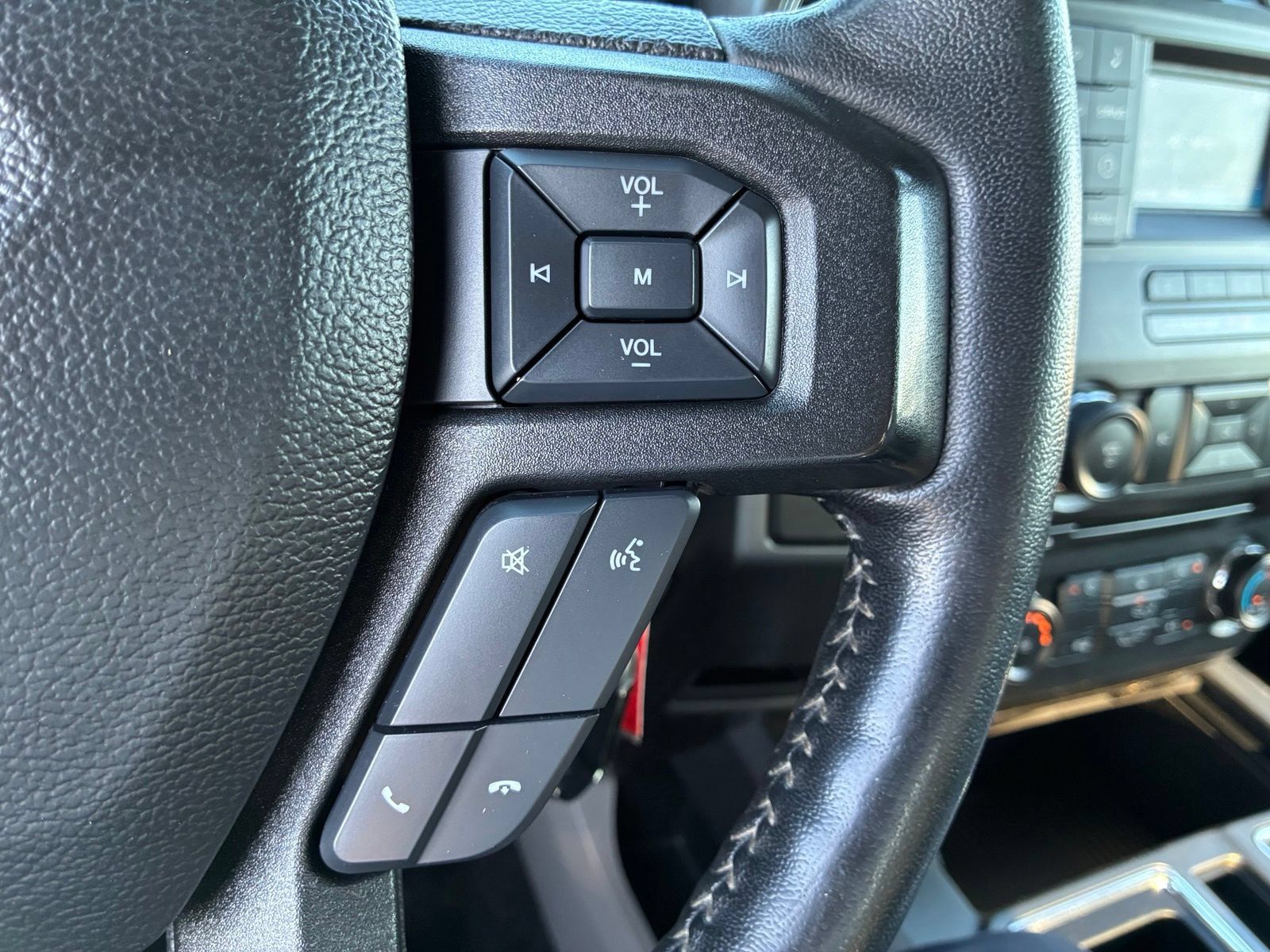 Used 2017 Ford F150 XLT w/ Equipment Group 301A Mid AWD/4WD image 24