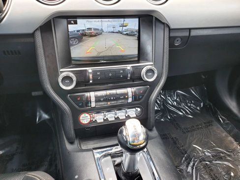 Used 2015 Ford Mustang Premium RWD image 3