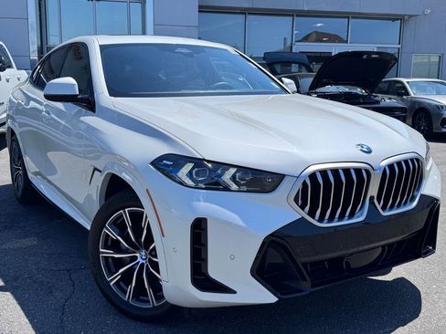 Used 2026 BMW X6 xDrive40i AWD/4WD image 1