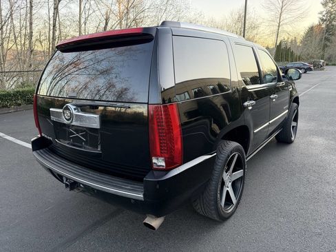 Used 2007 Cadillac Escalade AWD w/ Information Package image 5