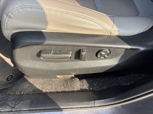Used 2018 Honda CR-V EX-L image 19