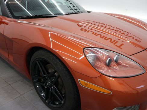 Used 2005 Chevrolet Corvette Convertible w/ Preferred Equipment Group RWD image 20