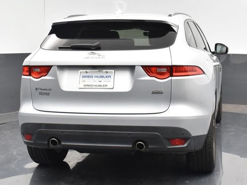 Used 2019 Jaguar F-PACE Premium AWD/4WD image 18