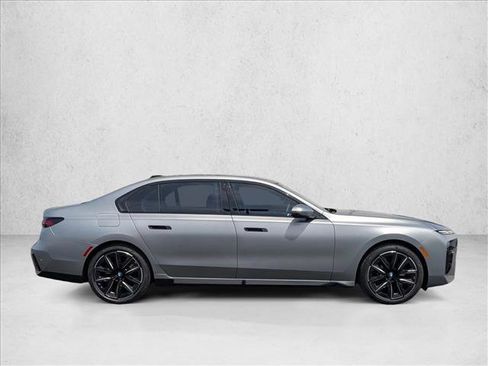 Certified 2023 BMW 740i w/ Parking Assistance Package RWD image 4