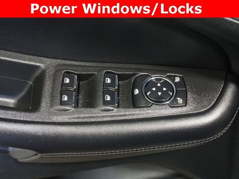 Used 2023 Ford Edge SEL image 6