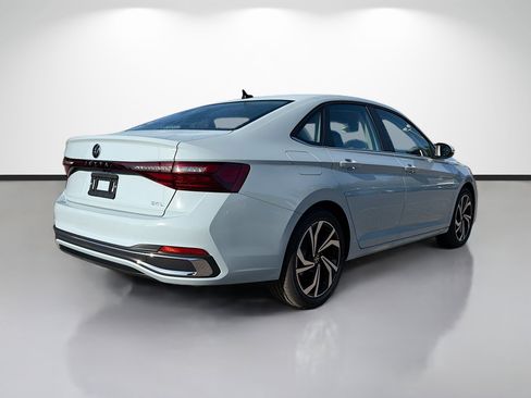 New 2026 Volkswagen Jetta SEL FWD image 3