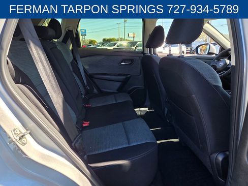 Used 2023 Nissan Rogue SV image 20