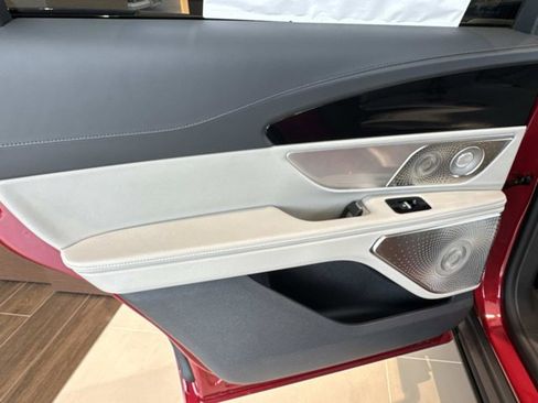 New 2026 Lincoln Nautilus Reserve image 14