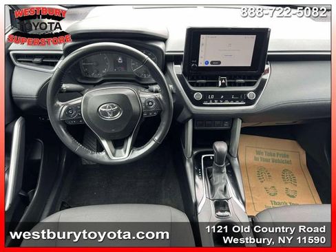 Certified 2023 Toyota Corolla Cross LE w/ Moonroof Package AWD/4WD image 13
