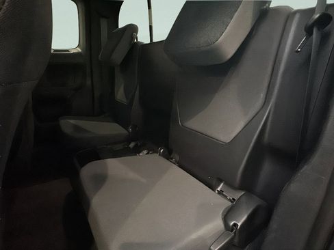 Used 2016 Toyota Tacoma TRD Sport w/ Towing Package image 11