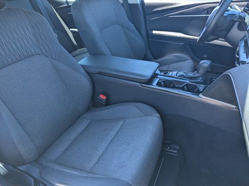 Used 2025 Toyota Camry LE FWD image 8