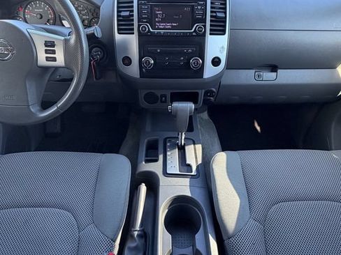 Used 2018 Nissan Frontier SV RWD image 26