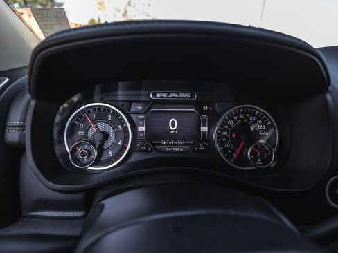 Used 2022 RAM 2500 Laramie AWD/4WD image 12
