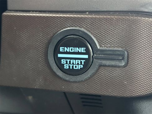 Used 2023 Ford Bronco Outer Banks image 28