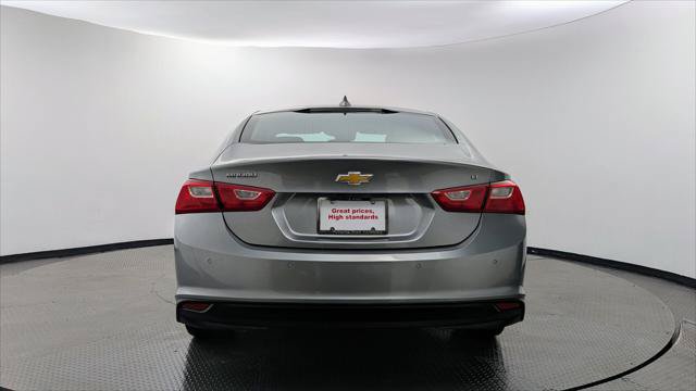 Used 2024 Chevrolet Malibu LT FWD image 7