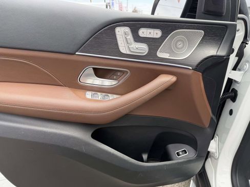 Used 2024 Mercedes-Benz GLS 450 4MATIC image 19