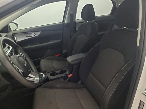 Used 2023 Kia Forte LXS FWD image 17