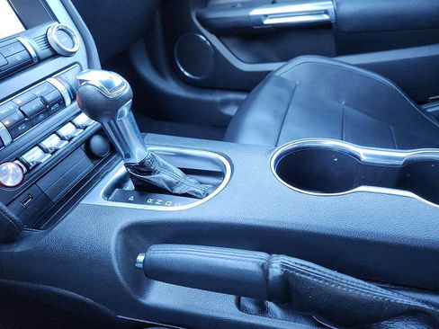 Used 2023 Ford Mustang Premium image 20