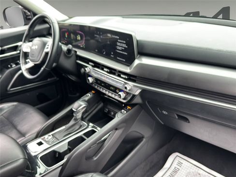 Used 2025 Kia Telluride S AWD/4WD image 20