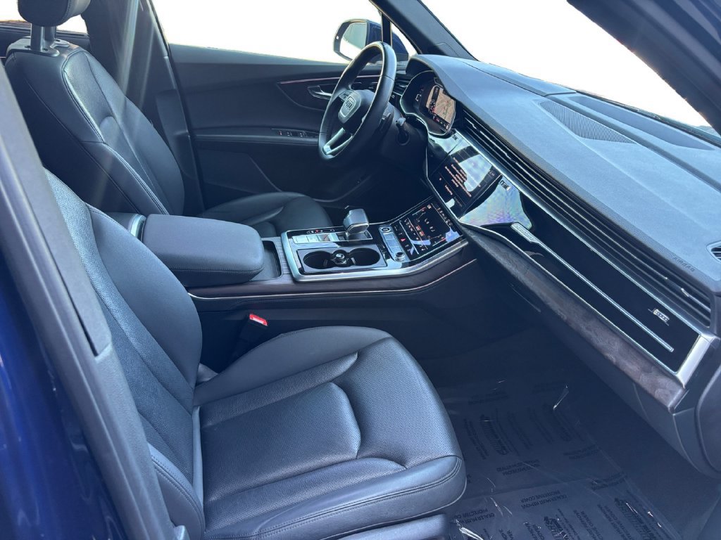 Used 2021 Audi Q7 3.0T Prestige w/ Prestige Package AWD/4WD image 16