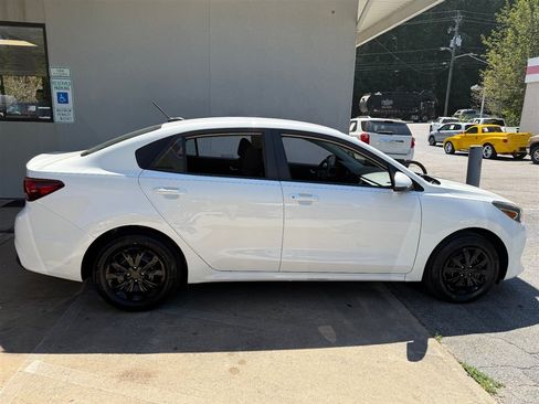 Used 2019 Kia Rio LX FWD image 2