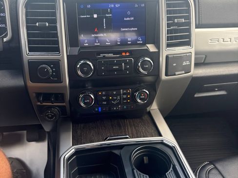 Used 2020 Ford F450 Lariat w/ Lariat Value Package AWD/4WD image 35