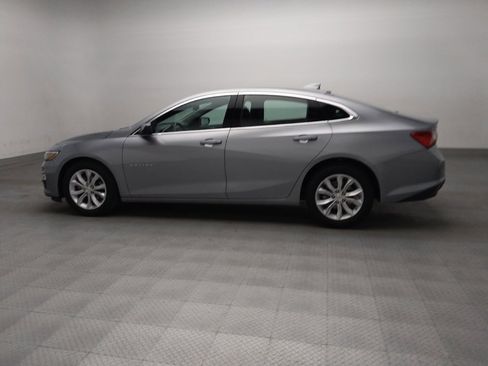 Used 2025 Chevrolet Malibu LT FWD image 3