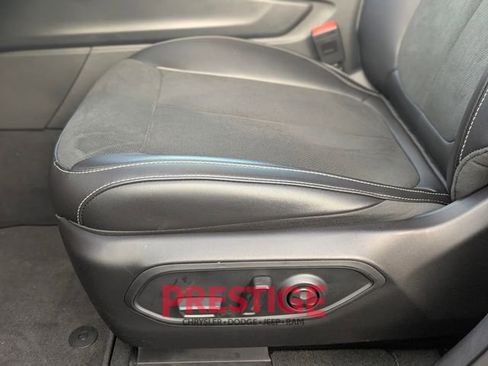 New 2026 Jeep Grand Cherokee Laredo image 24