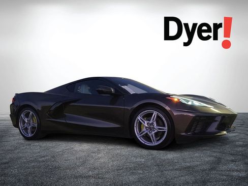 Used 2020 Chevrolet Corvette Stingray Coupe w/ Engine Appearance Package image 1