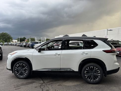 New 2026 Nissan Rogue Platinum w/ Platinum Premium Package AWD/4WD image 17