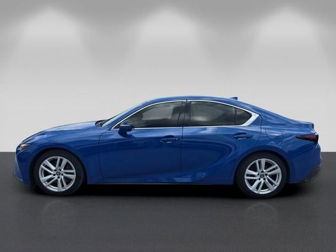 Used 2024 Lexus IS 300 w/ Comfort Package RWD image 7