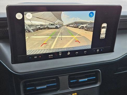 New 2025 Ford Maverick Lobo image 14