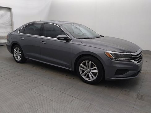 Used 2020 Volkswagen Passat 2.0T SE FWD image 11