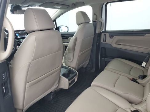Used 2023 Honda Odyssey EX-L image 15