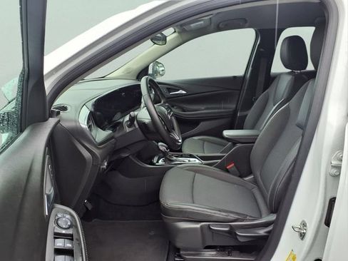Used 2025 Buick Encore GX Preferred FWD image 15