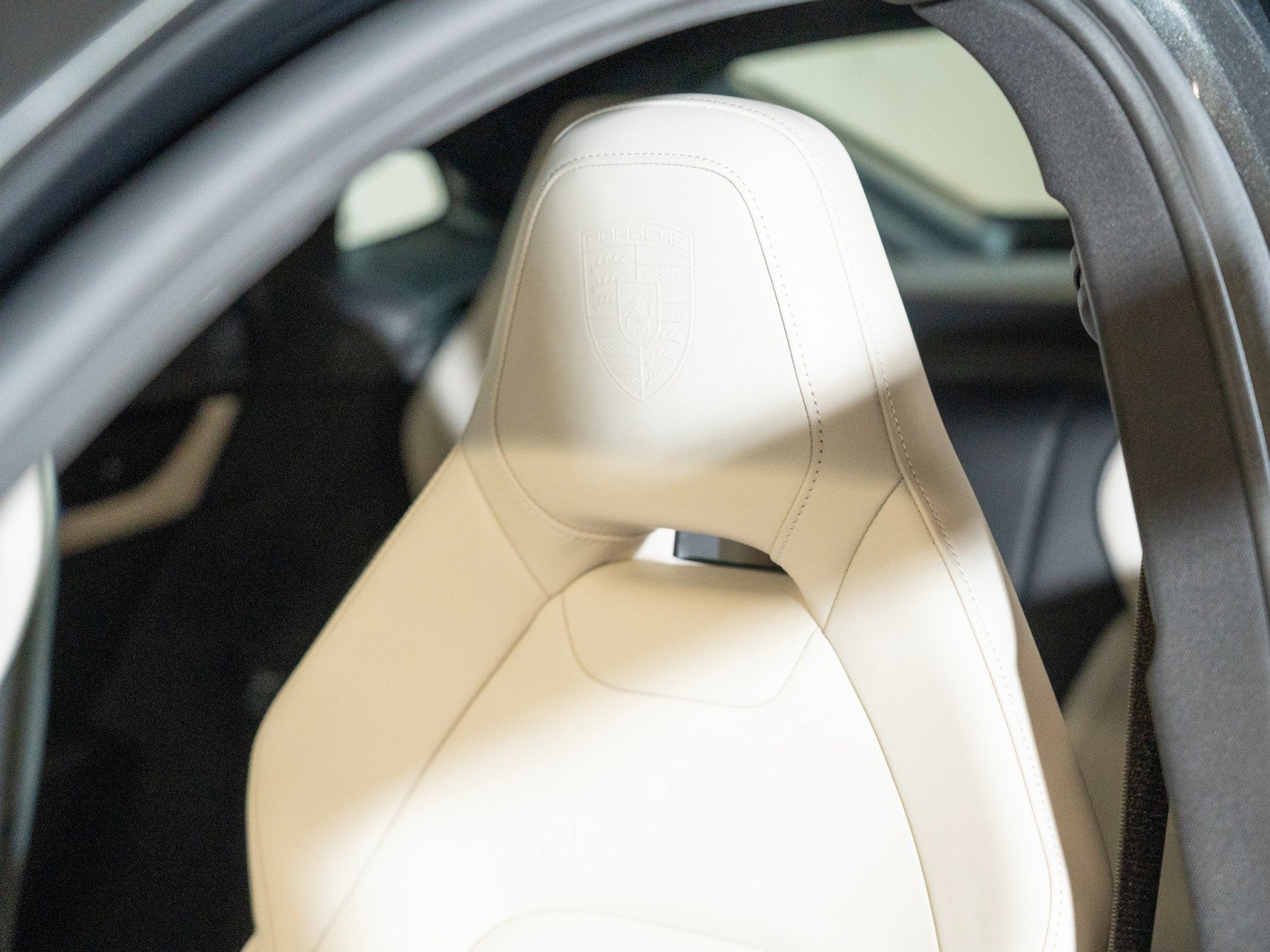 Certified 2026 Porsche Panamera 4 AWD/4WD image 14