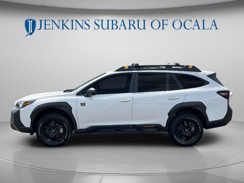 Used 2025 Subaru Outback Wilderness AWD/4WD image 6