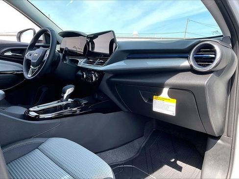New 2026 Chevrolet Trax LT w/ Driver Confidence Package FWD image 9